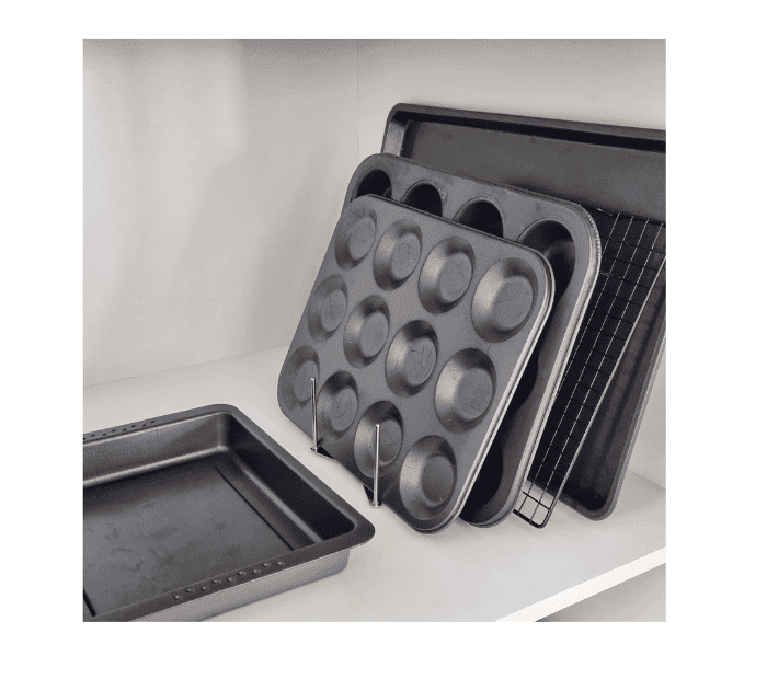 Stainless steel expandable pot lid organiser