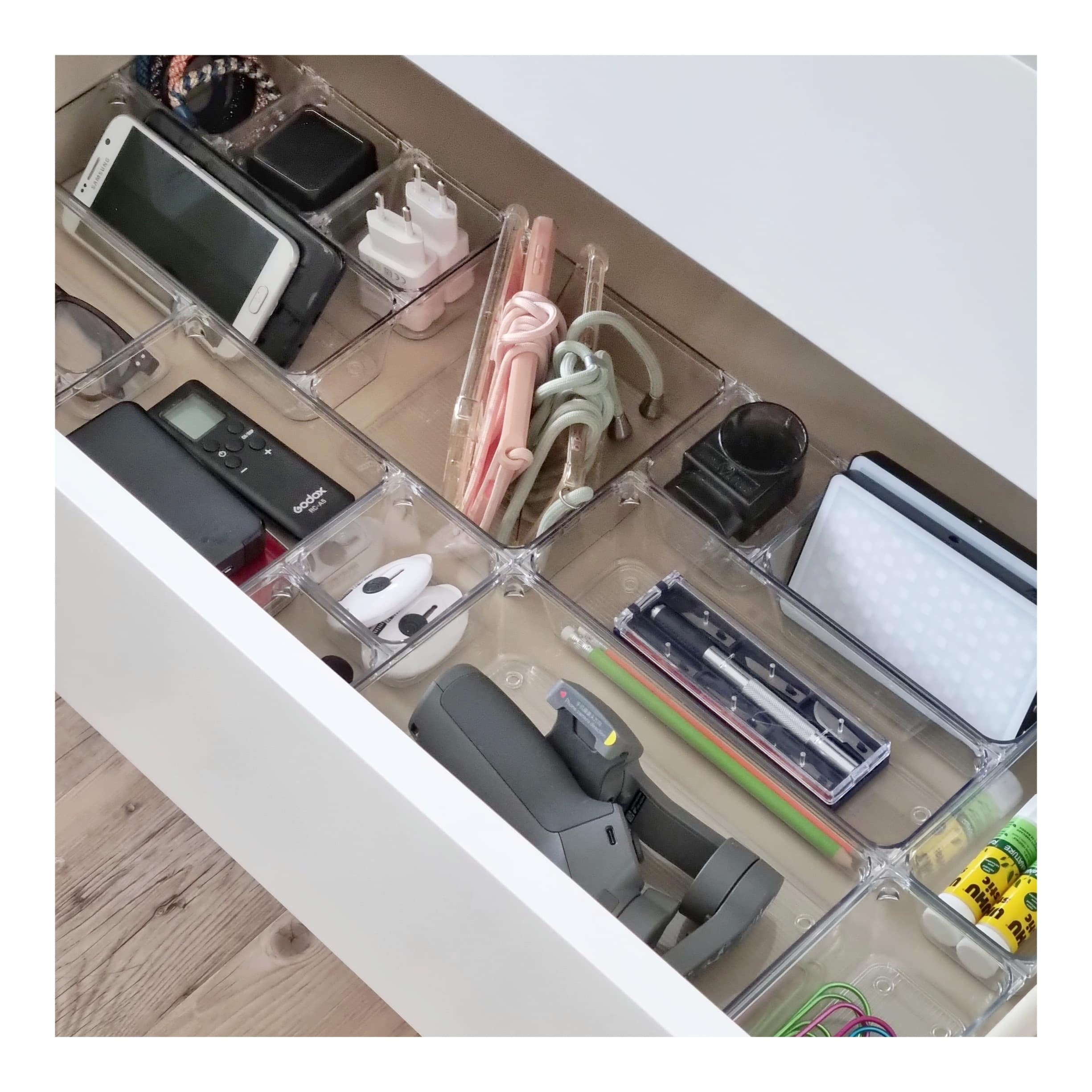 Pack of 16 Baby Bins _ drawer organisers (3)