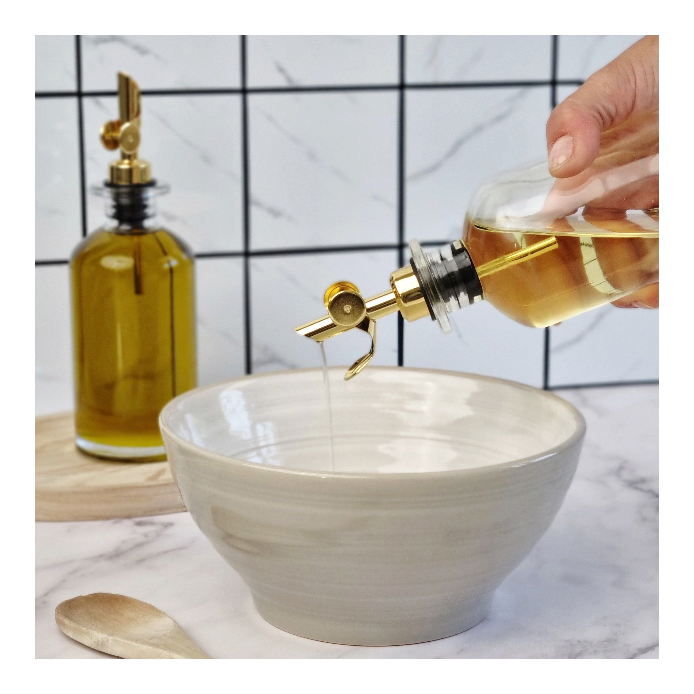 Set of 2 - 350ml Oil and Vinegar Dispensers with gold pourer