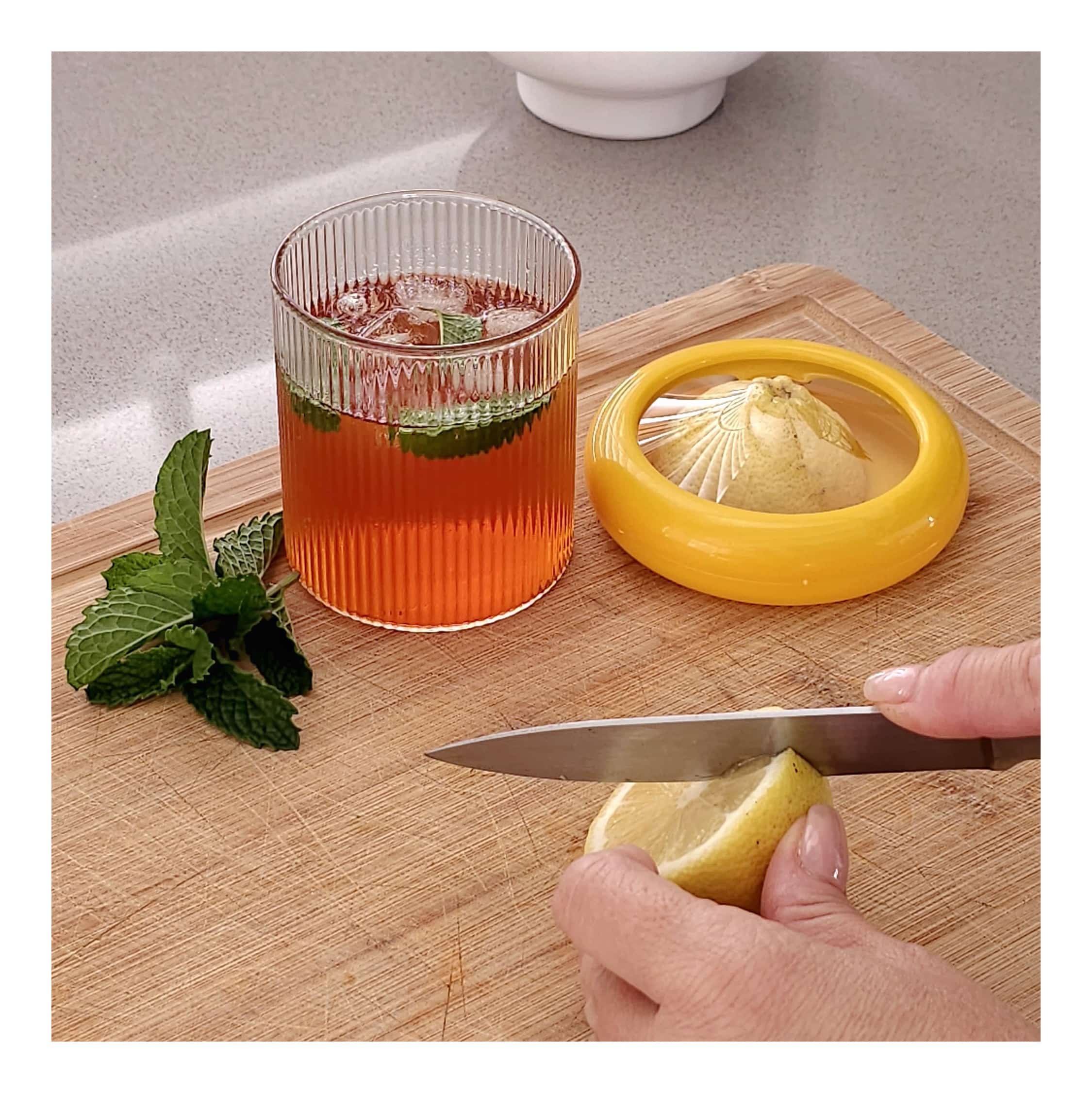 Pack of 4 vegetable savers (2)